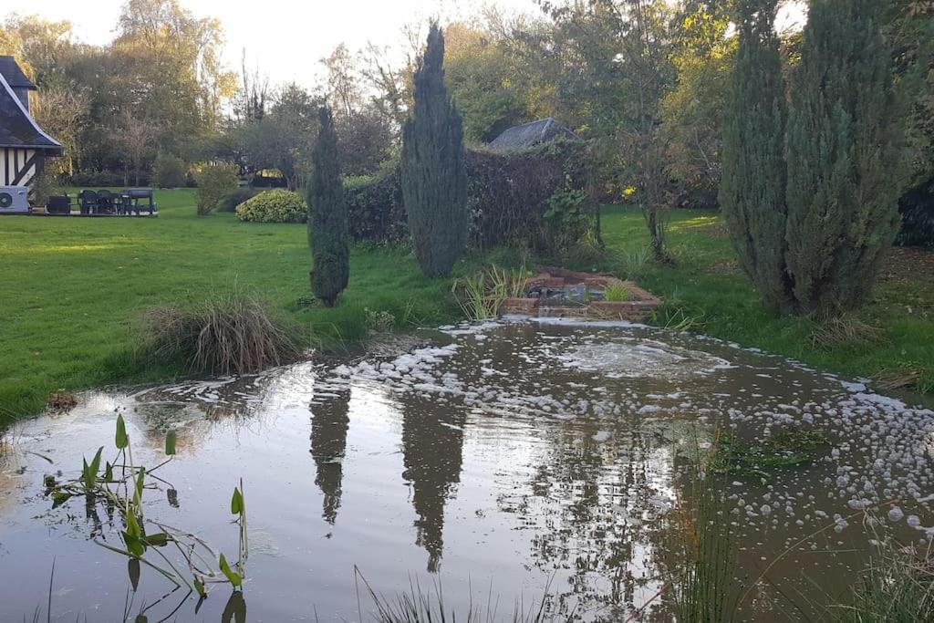 Vila Domaine Du Bois L'Abbe Épaignes Exteriér fotografie